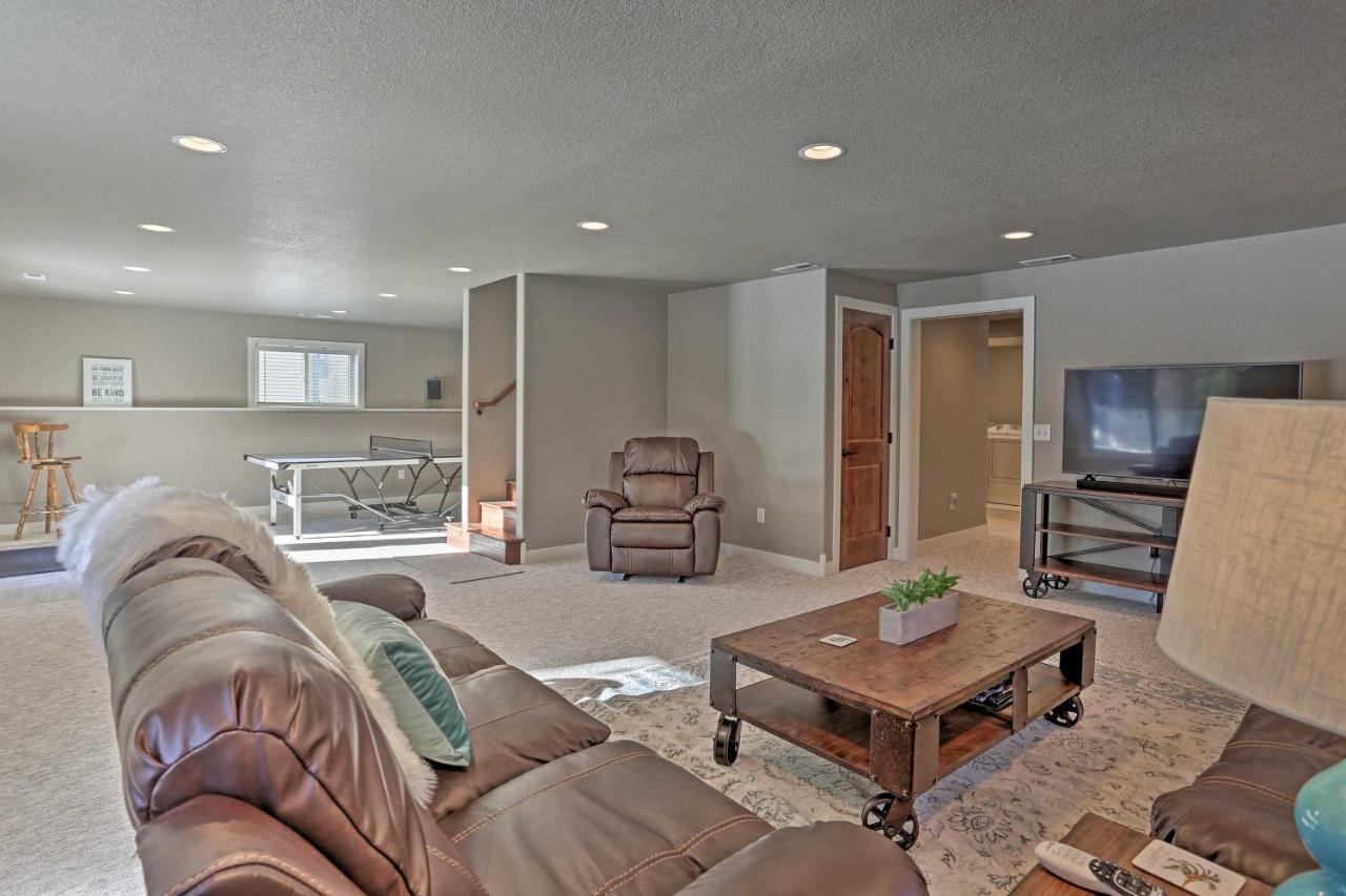 Lead Family Home With Hot Tub, 2 Mi To Deer Mountain エクステリア 写真