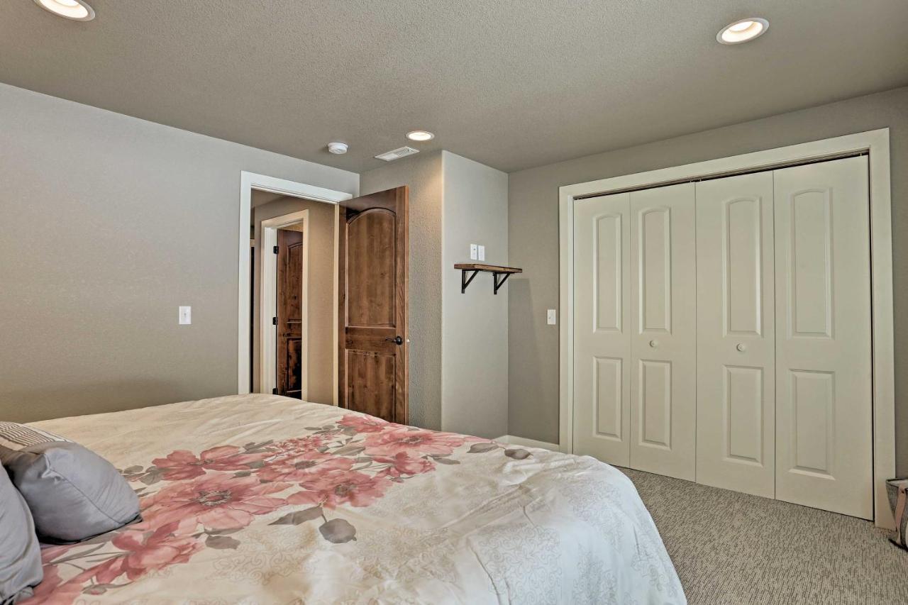 Lead Family Home With Hot Tub, 2 Mi To Deer Mountain エクステリア 写真